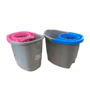 Secchio Lt.13 Con Strizzatore E Manico In Plastica Colori Assortiti